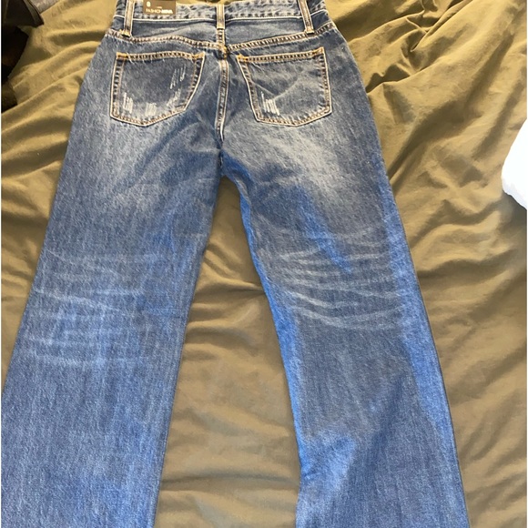 Fashion nova jeans never worn - Picture 2 of 4